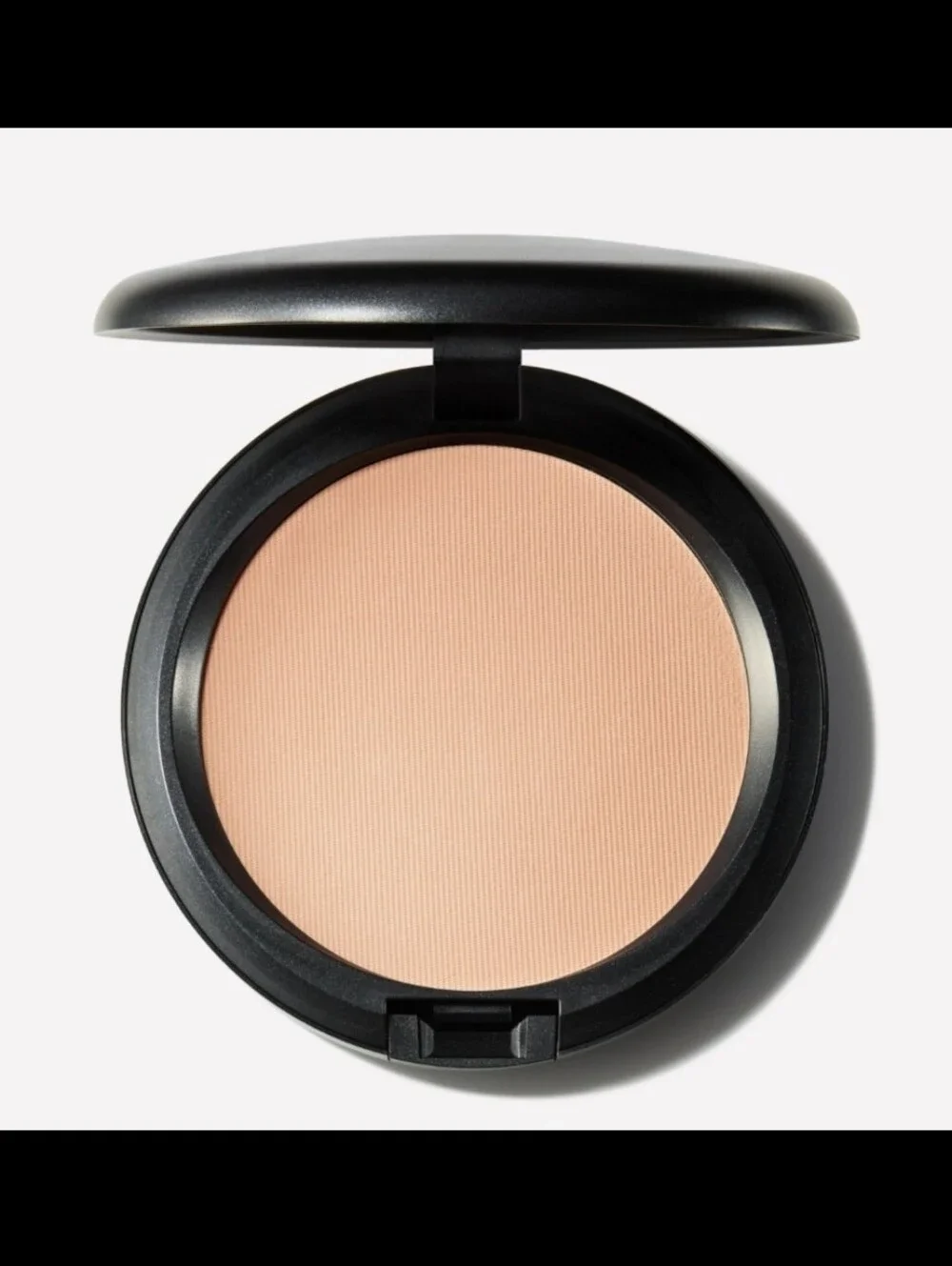 MAC Cosmetics Blot Pressed Powder in Medium BNWOB